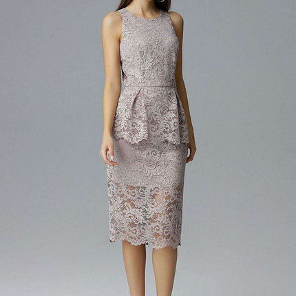 Lace-Embellished Basque Fit Formal Dress