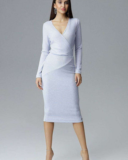 Chic Long Sleeve Evening Dress with Graceful Neckline