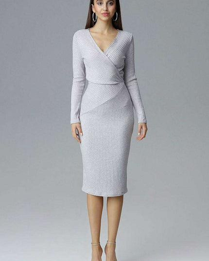 Chic Long Sleeve Evening Dress with Graceful Neckline