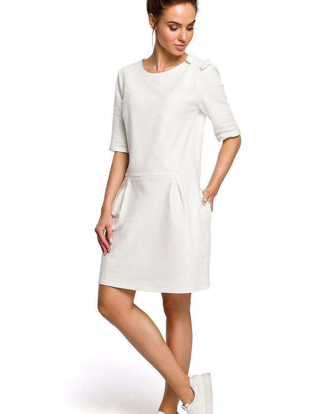 Elegant Bow-Detail Knitted Mini Dress