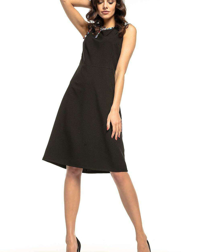 Sophisticated Femme Fatale Day Dress