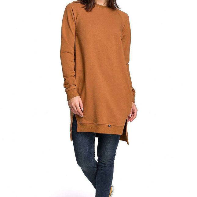 Chic Ribbed Sweatshirt with Convenient Front Pockets