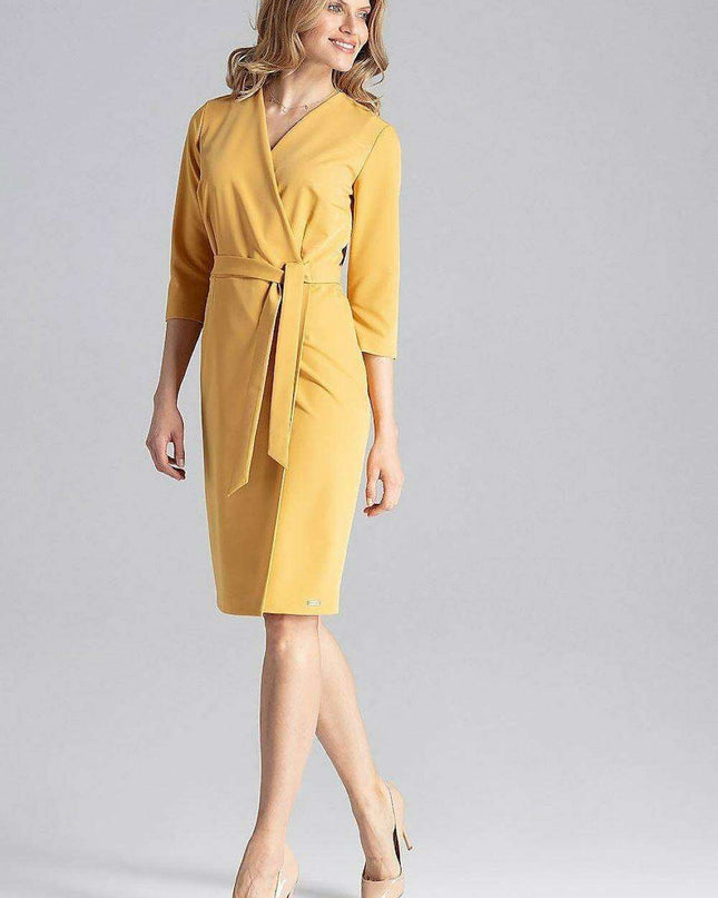 Sophisticated Business Dress with Stylish Waist Belt