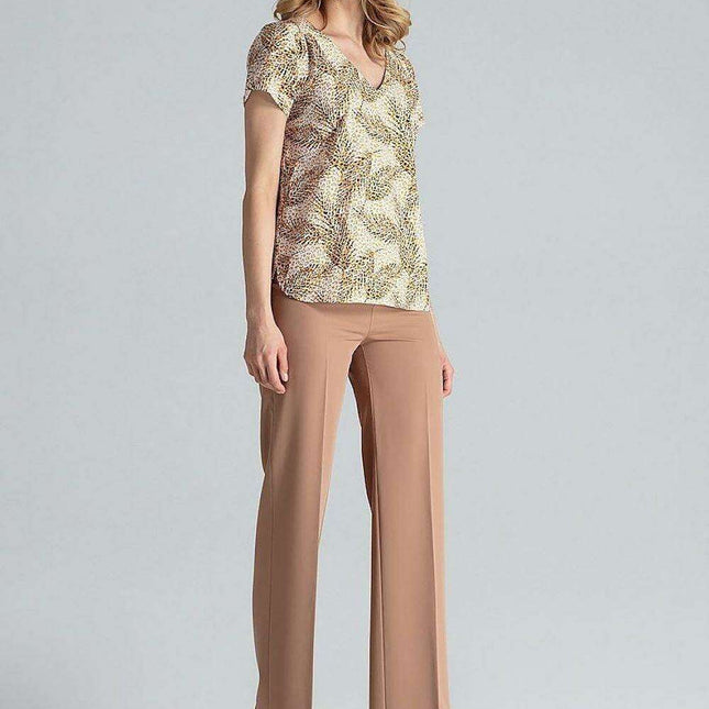 Chic Heart-Shaped Neckline Blouse with Refined Cuffed Sleeves