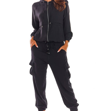  Sweatshirt model 133688 awama 