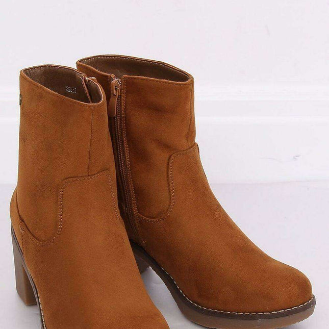 Elegant Women's Heel Boots - Model 135427