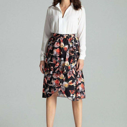 Chic Floral Pleated Midi Skirt with Elegant Gold Buckle Detail