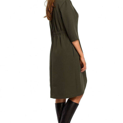 Chic Daytime Ensemble with Fashionable Jacket