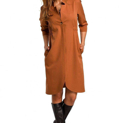 Chic Daytime Ensemble with Fashionable Jacket