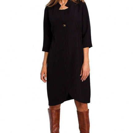 Chic Daytime Ensemble with Fashionable Jacket