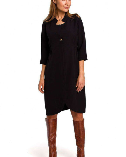 Chic Daytime Ensemble with Fashionable Jacket