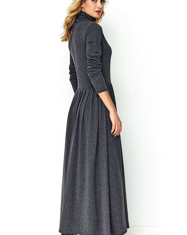 Chic Pleated Turtleneck Midi Dress for Effortless Elegance