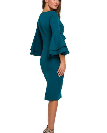 Elegant Flowing Sleeve Cocktail Dress for Memorable Occasions