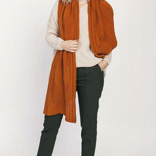 Elegant Knit Wrap - Exquisite Shawl with Detailed Patterns