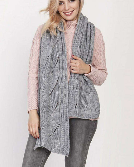 Elegant Knit Wrap - Exquisite Shawl with Detailed Patterns