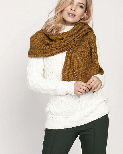 Elegant Knit Wrap - Exquisite Shawl with Detailed Patterns