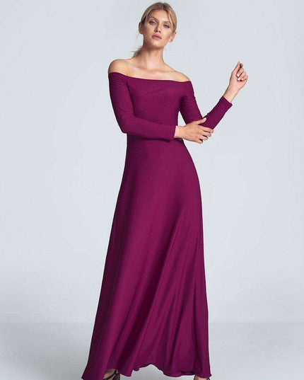 Elegant Off-Shoulder Black Maxi Gown with Pleated Bust and Defined Waist