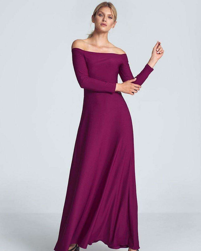 Elegant Off-Shoulder Black Maxi Gown with Pleated Bust and Defined Waist