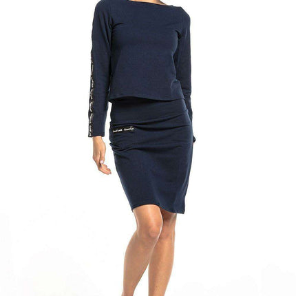 Chic Striped Sleeve Knit Pullover - Effortless Casual Elegance