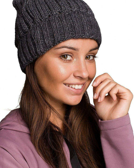 Chic Ribbed Knit Beanie for Winter Comfort
