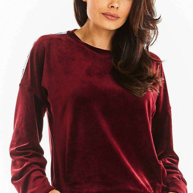 Chic Velvet Pleated Sweatshirt with Logo Detail