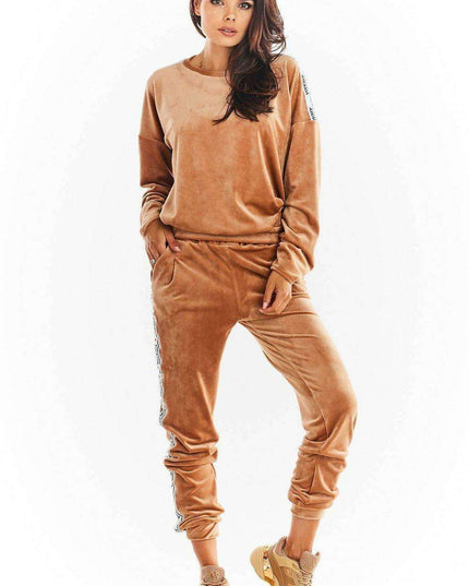 Chic Velvet Pleated Sweatshirt with Logo Detail