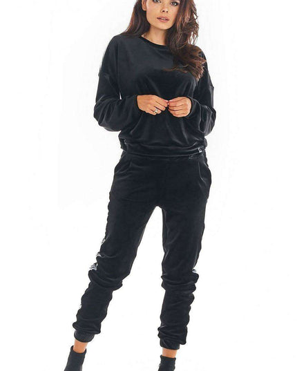 Chic Velvet Pleated Sweatshirt with Logo Detail