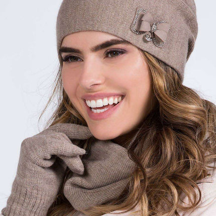 Elegant Fleece-Lined Winter Beanie with Bow Detail for Women