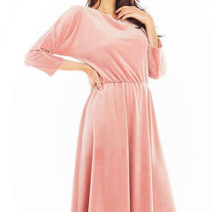 Sophisticated Velour Midi Dress with 3/4 Sleeves