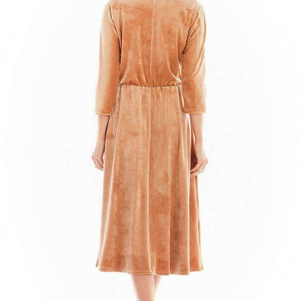 Sophisticated Velour Midi Dress with 3/4 Sleeves