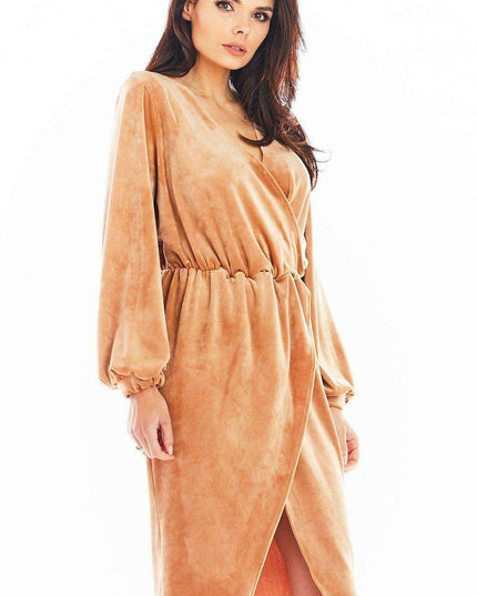 Luxurious Velvet Evening Gown with Flared Sleeves