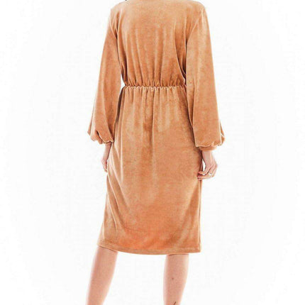 Luxurious Velvet Evening Gown with Flared Sleeves