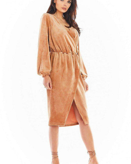 Luxurious Velvet Evening Gown with Flared Sleeves