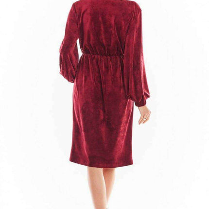 Luxurious Velvet Evening Gown with Flared Sleeves