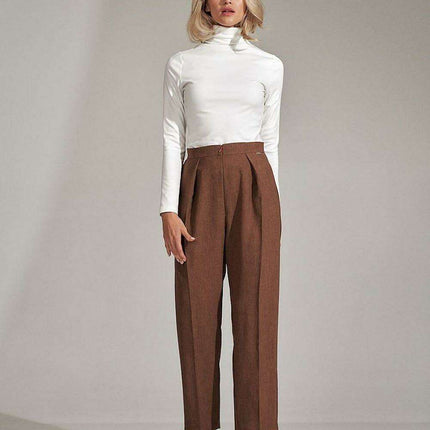 Chic Checked Trousers with Practical Side Pockets