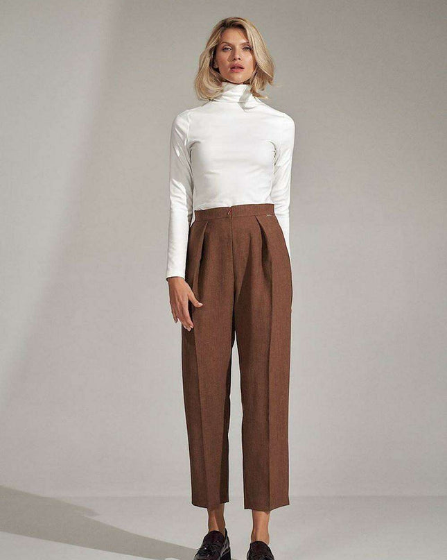 Chic Checked Trousers with Practical Side Pockets