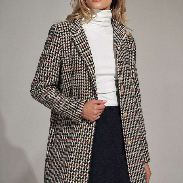 Elegant Button-Up Winter Jacket with High Collar