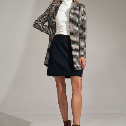Elegant Button-Up Winter Jacket with High Collar