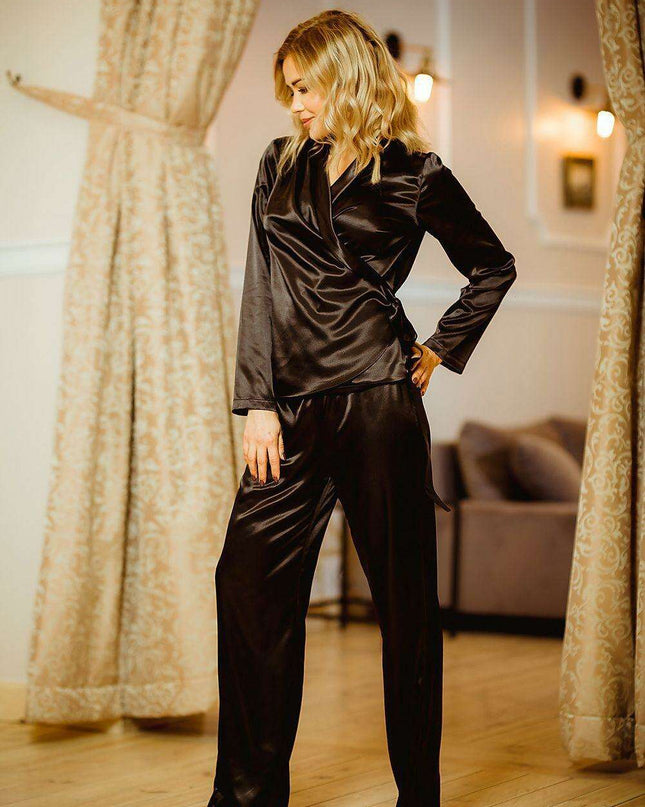 Sophisticated Satin Sleepwear Set "Rawa" - Where Comfort Embraces Elegance
