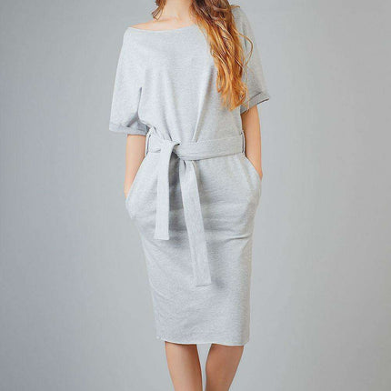 Chic Raw Edge Kimono-Style Tessita Knit Dress with Practical Pockets