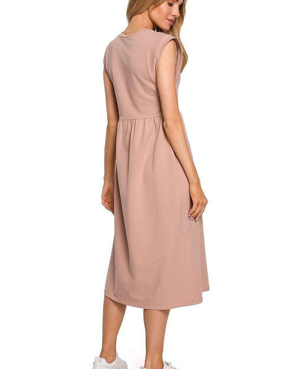 Elegant Knitted Midi Dress with Waist Definition