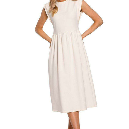 Elegant Knitted Midi Dress with Waist Definition