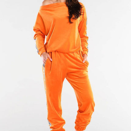  Tracksuit trousers model 154804 awama 