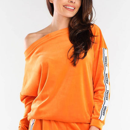  Sweatshirt model 154807 awama 