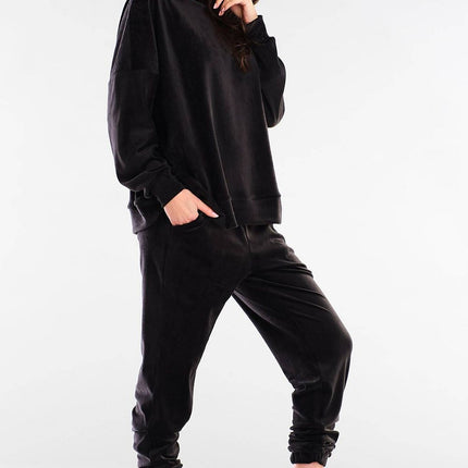  Tracksuit trousers model 155473 awama 