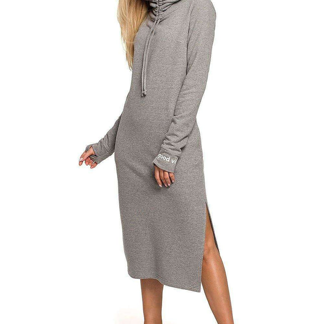 Contemporary Chic Maxi Dress with Modern Design Elements - Daydress Moe