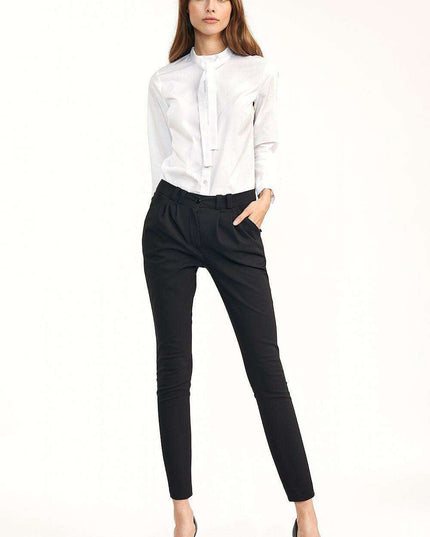 Chic Long Sleeve Nife Shirt With Modern Typography Design