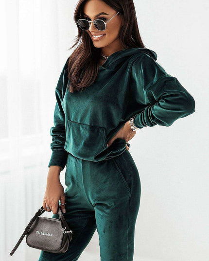 Elegant Velour Loungewear Set for Relaxation and Comfort