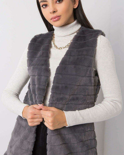 Chic Cream Faux Fur Vest with Elegant Hook Closure and Full Lining - Available in Multiple Sizes