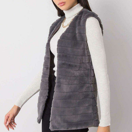 Chic Cream Faux Fur Vest with Elegant Hook Closure and Full Lining - Available in Multiple Sizes